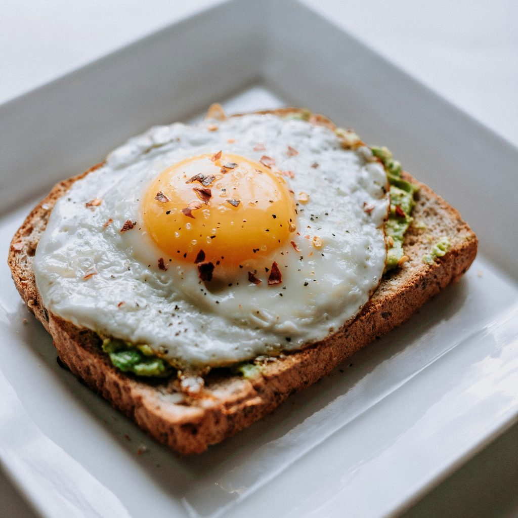 Healthy morning routine, healthy breakfast ideas