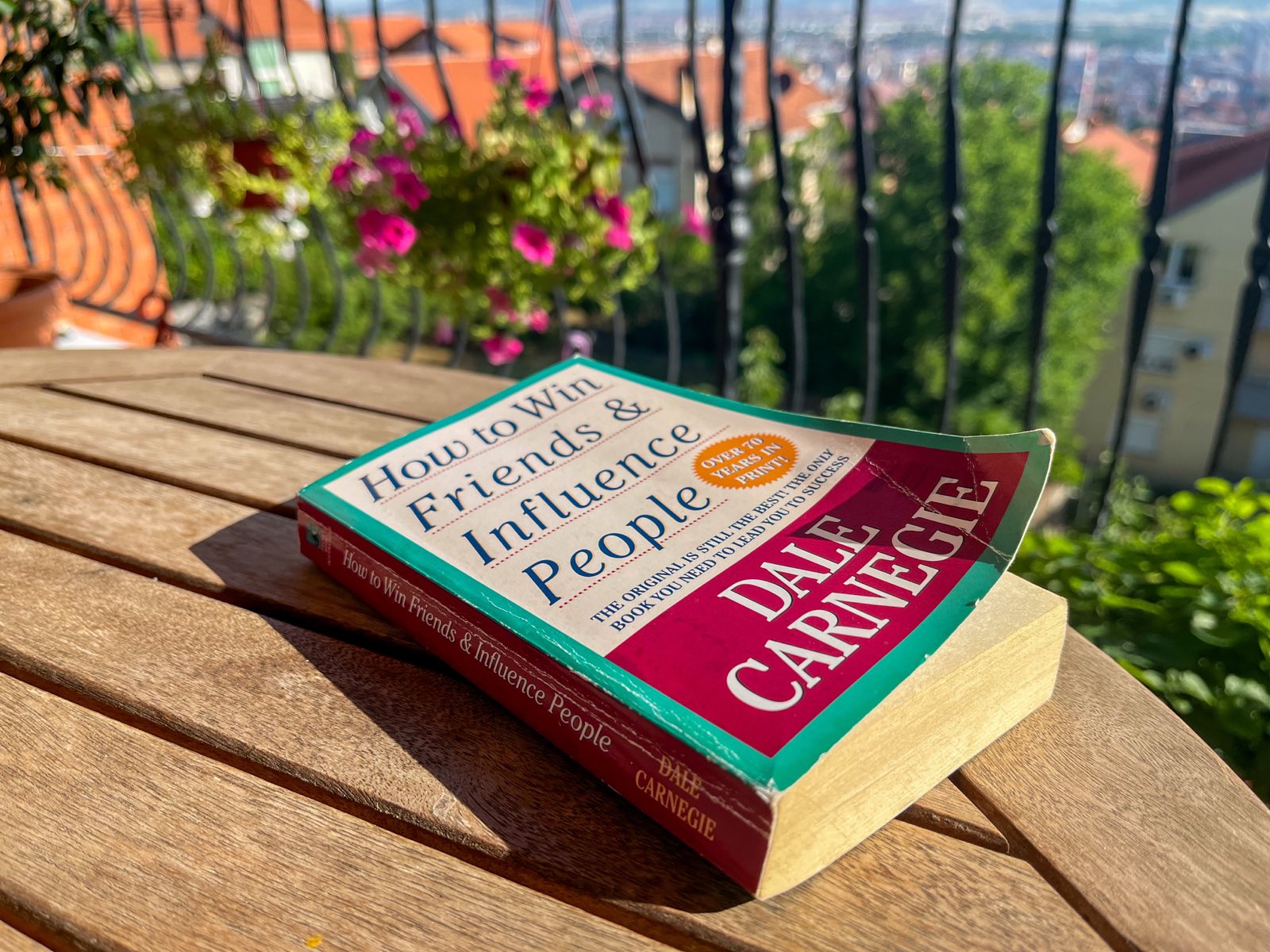 Photo of the book How to win friends and influence people by Dale Carnegie